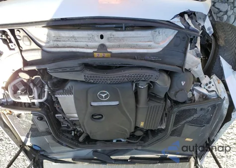 2016 Mercedes-Benz C 300 4Matic из США, поврежденный, VIN 55SWF4KB3GU120478